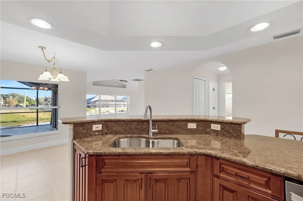 1631 SE 2nd Street Cape Coral FL 33990