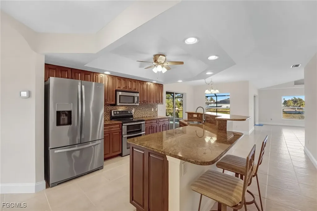 1631 SE 2nd Street Cape Coral FL 33990
