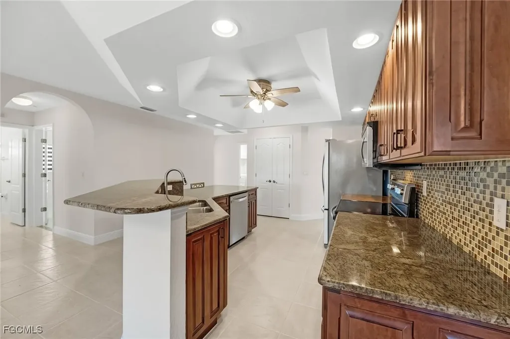 1631 SE 2nd Street Cape Coral FL 33990