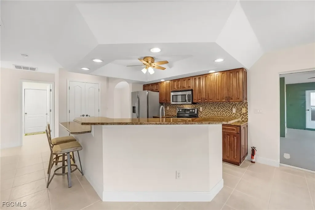 1631 SE 2nd Street Cape Coral FL 33990
