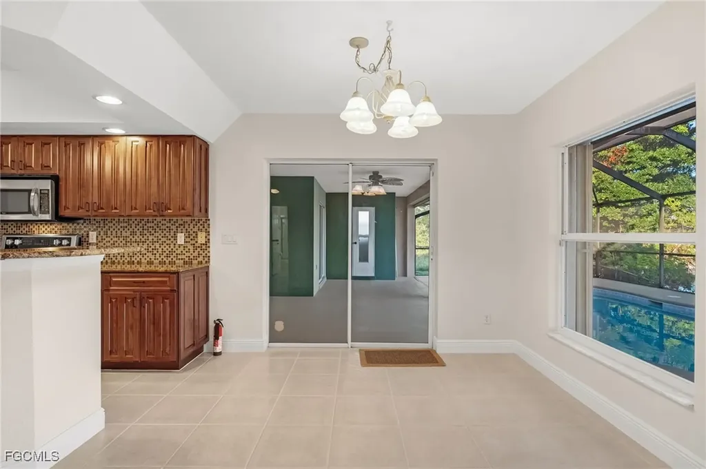 1631 SE 2nd Street Cape Coral FL 33990