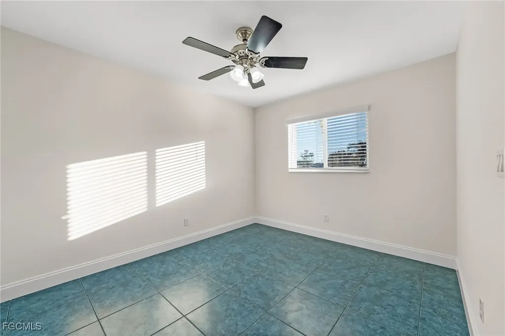 1631 SE 2nd Street Cape Coral FL 33990