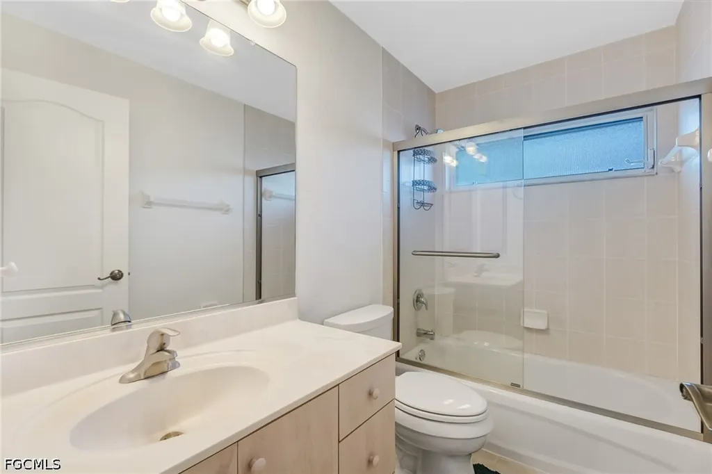 1631 SE 2nd Street Cape Coral FL 33990
