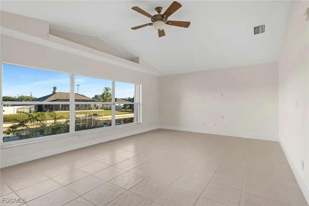 1631 SE 2nd Street Cape Coral FL 33990