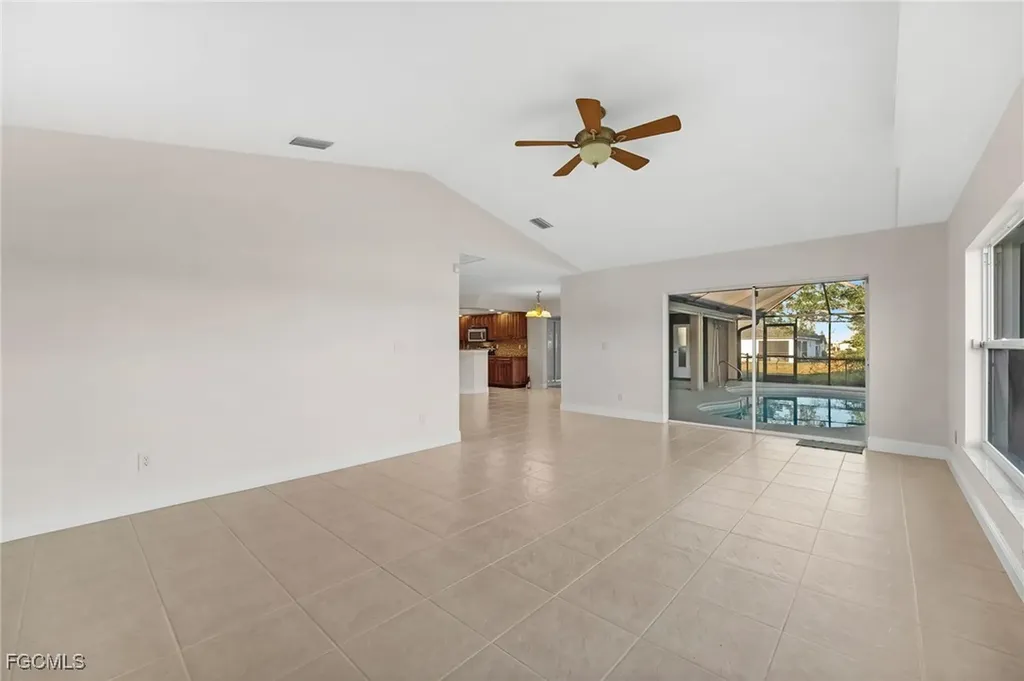 1631 SE 2nd Street Cape Coral FL 33990