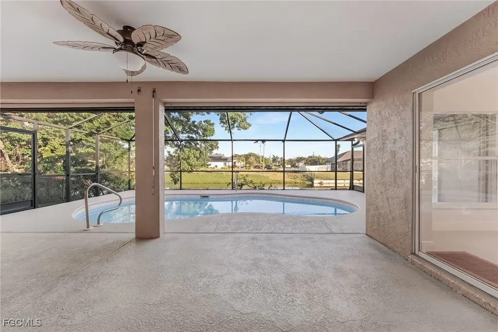 1631 SE 2nd Street Cape Coral FL 33990