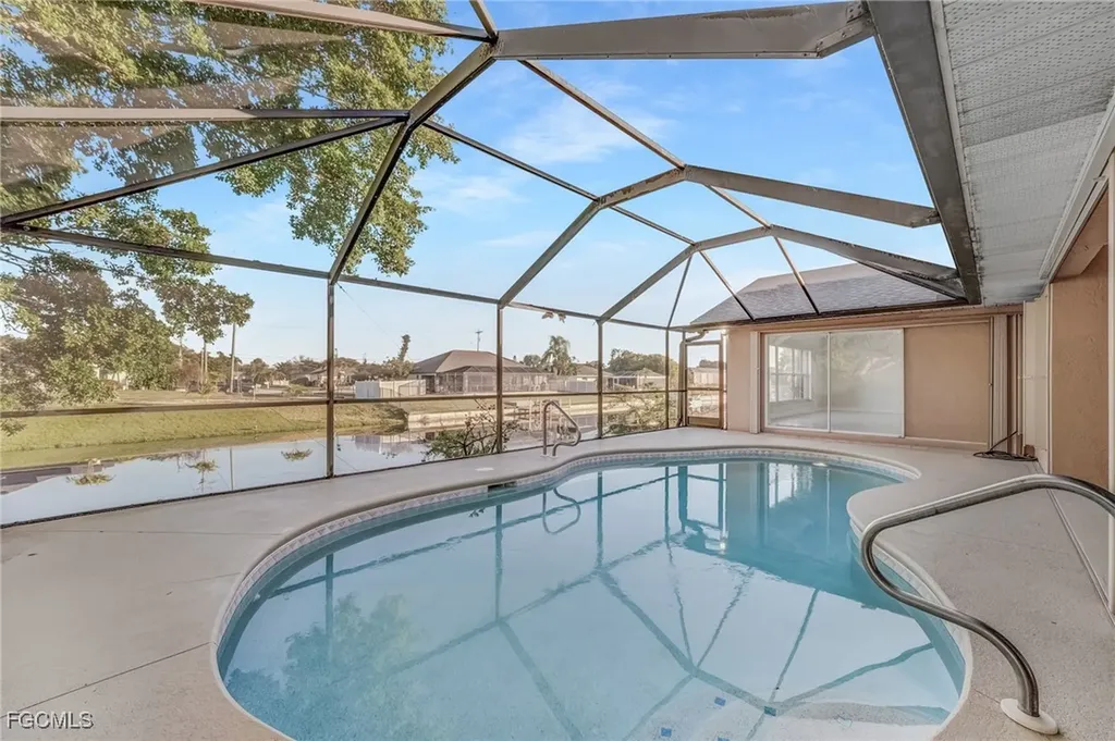 1631 SE 2nd Street Cape Coral FL 33990