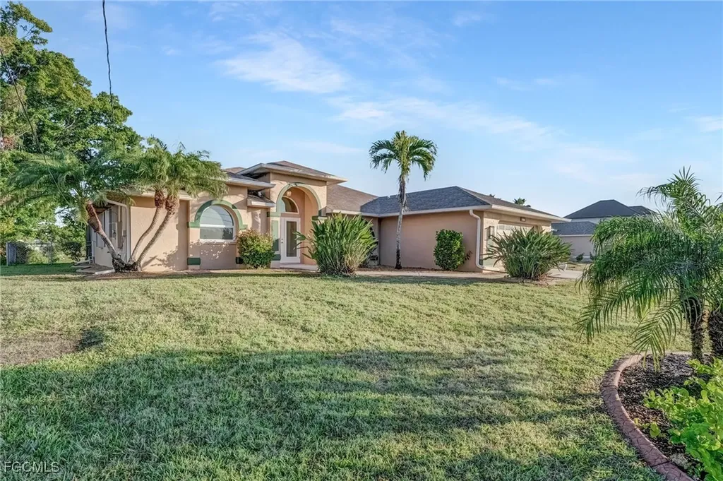 1631 SE 2nd Street Cape Coral FL 33990