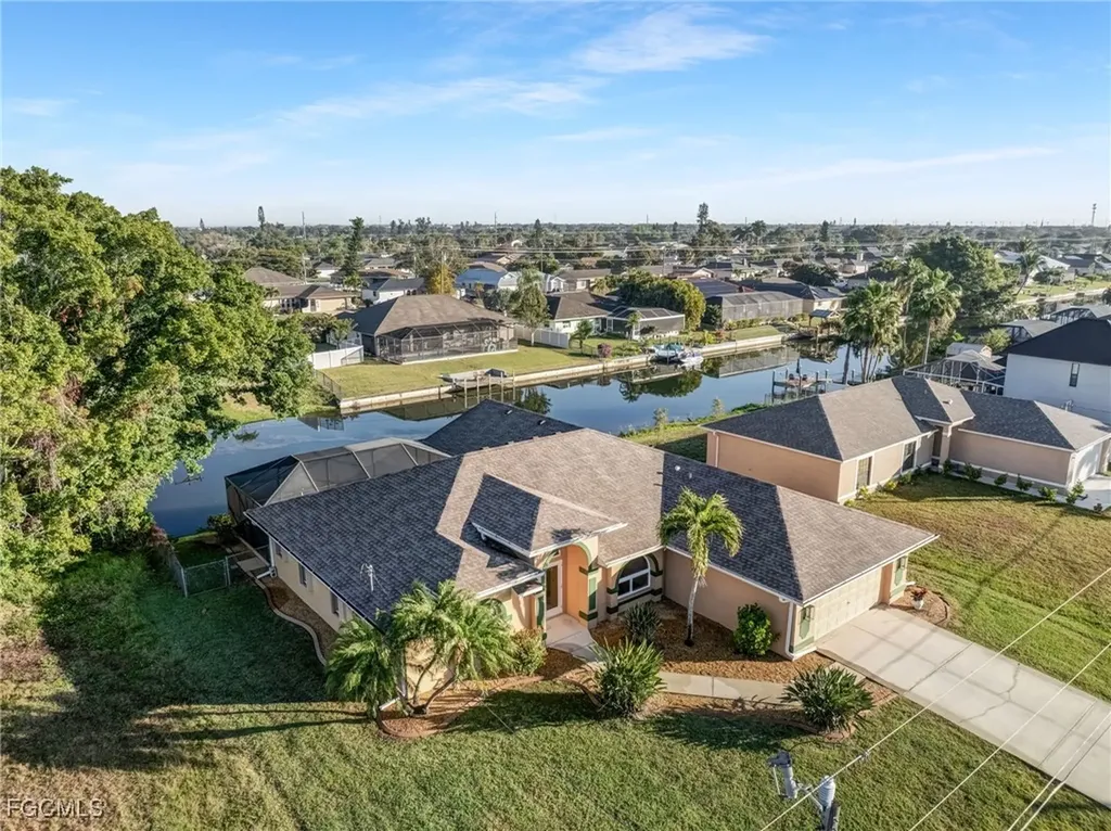 1631 SE 2nd Street Cape Coral FL 33990