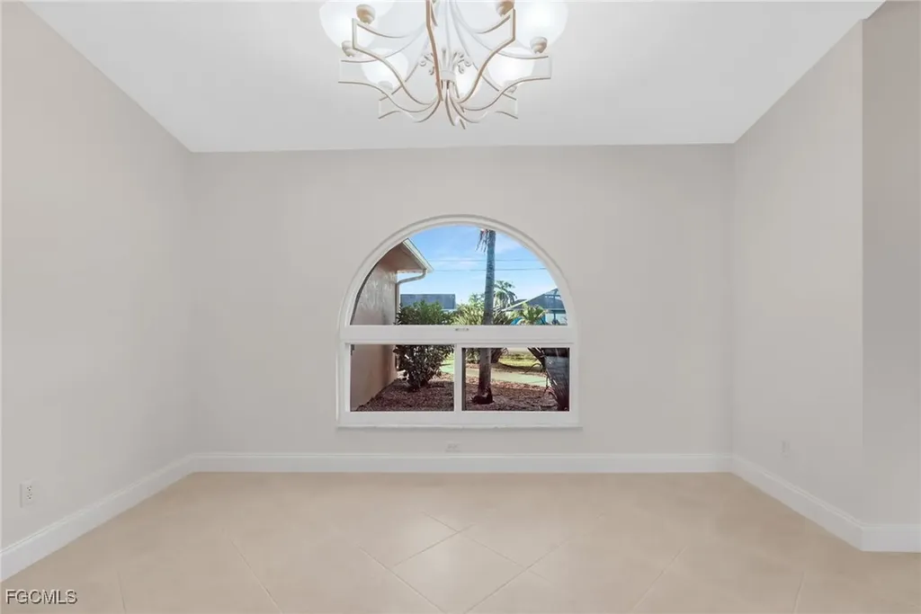 1631 SE 2nd Street Cape Coral FL 33990