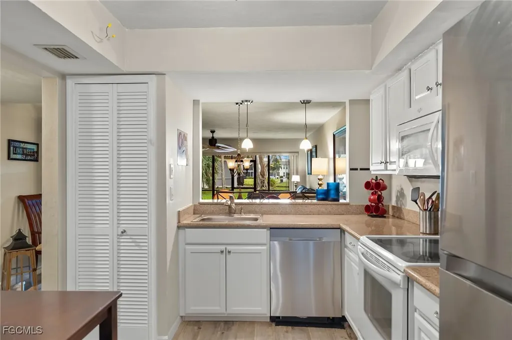 11921 Seabreeze Cove Lane Fort Myers FL 33908