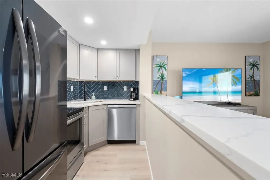 2230 Camino Del Mar Drive Sanibel FL 33957