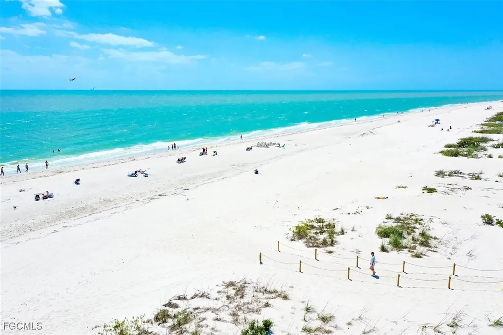 2230 Camino Del Mar Drive Sanibel FL 33957