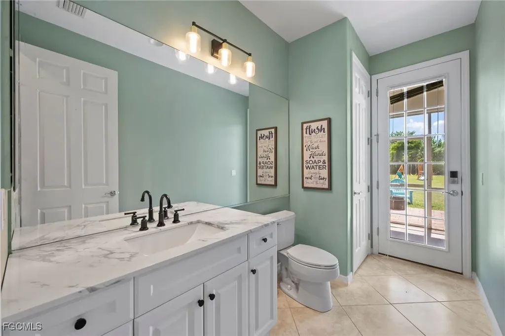 2688 Bellingham Court Cape Coral FL 33991