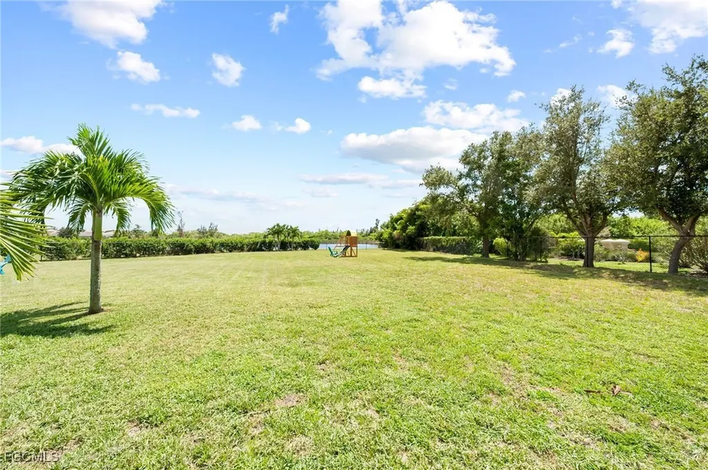 2688 Bellingham Court Cape Coral FL 33991