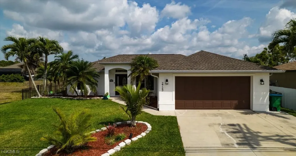2723 Van Buren Parkway Cape Coral FL 33993