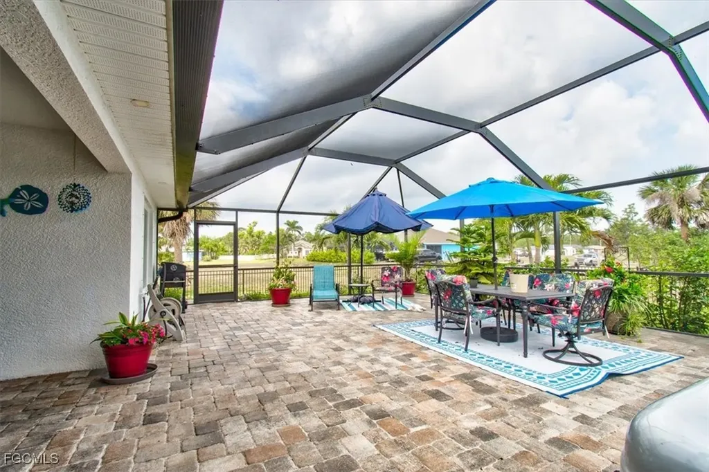 2723 Van Buren Parkway Cape Coral FL 33993