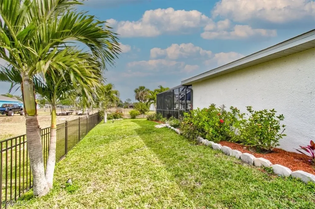 2723 Van Buren Parkway Cape Coral FL 33993