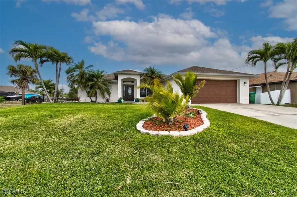 2723 Van Buren Parkway Cape Coral FL 33993