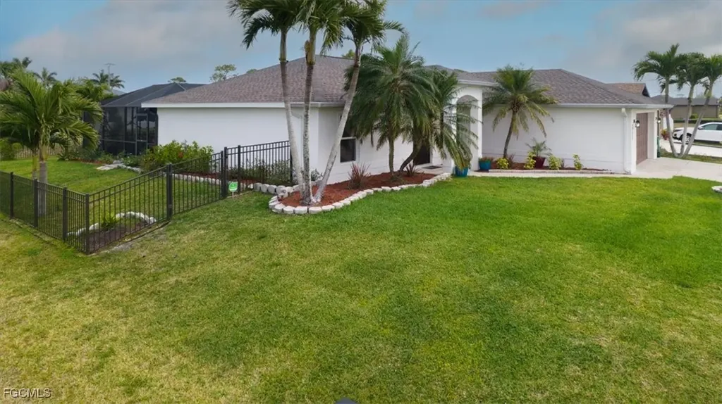 2723 Van Buren Parkway Cape Coral FL 33993