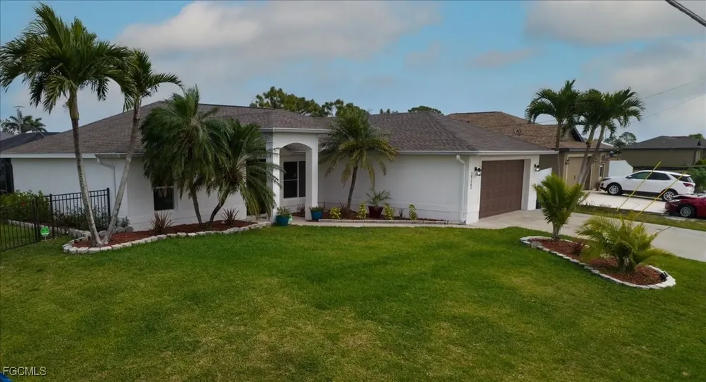 2723 Van Buren Parkway Cape Coral FL 33993