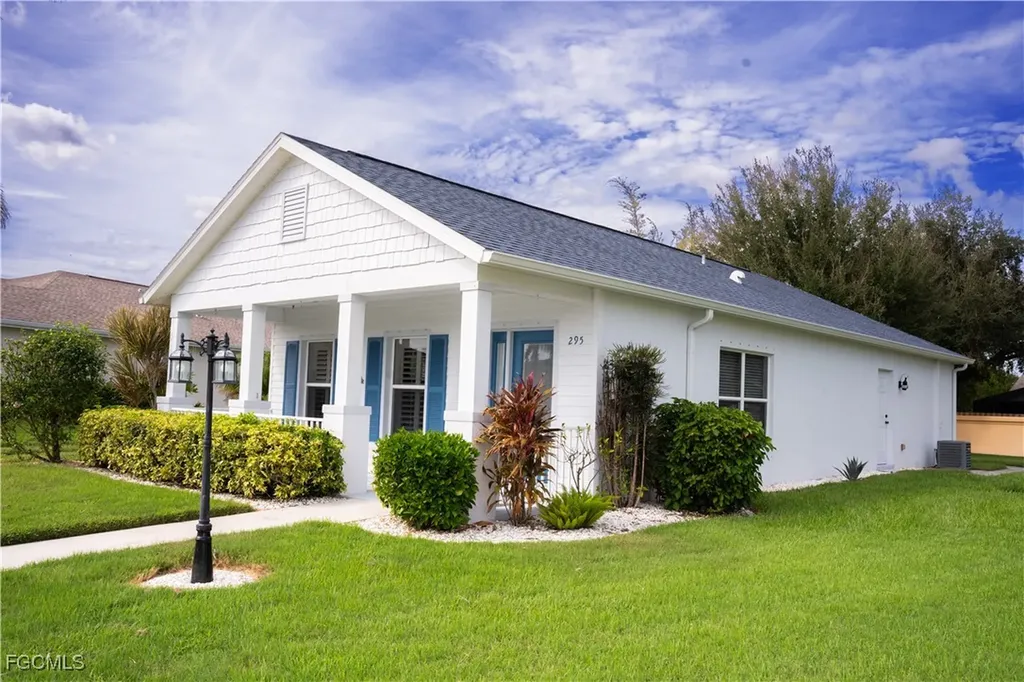 295 Destiny Circle Cape Coral FL 33990