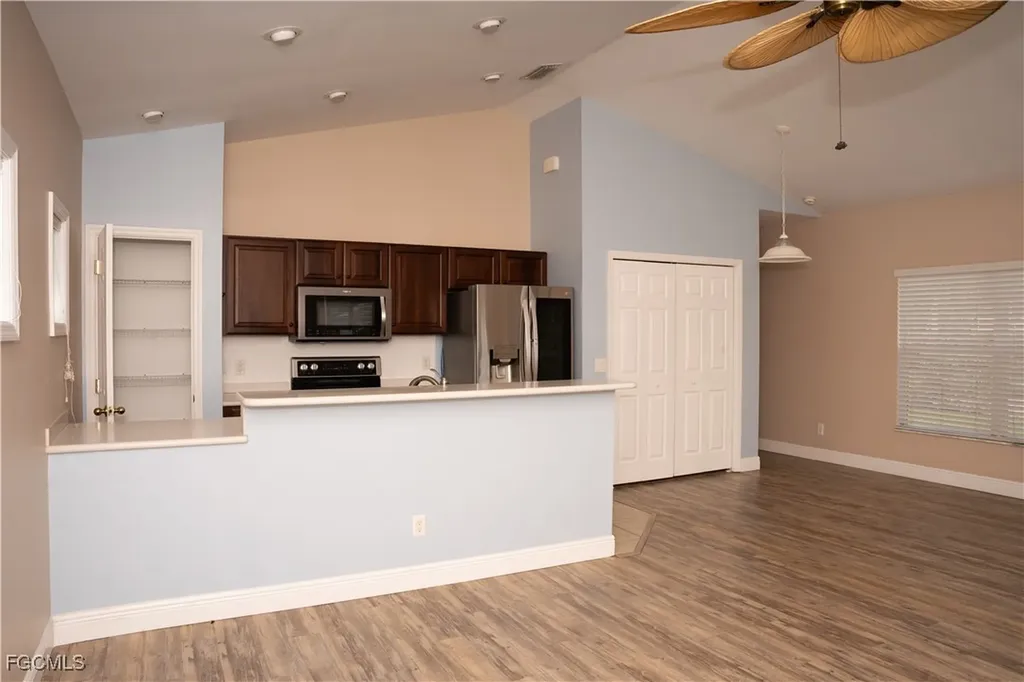 295 Destiny Circle Cape Coral FL 33990