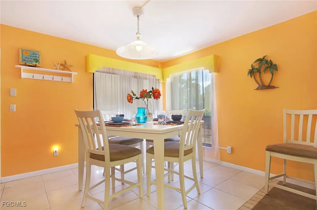 4010 SE 20th Place Cape Coral FL 33904