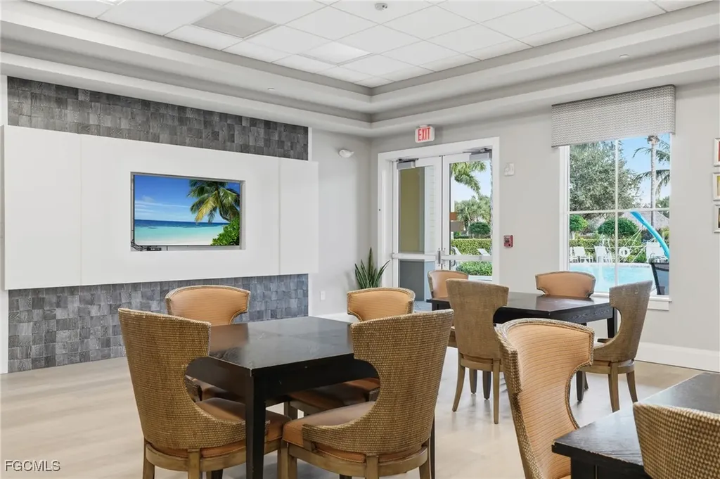 2662 Scarlet Way Naples FL 34120