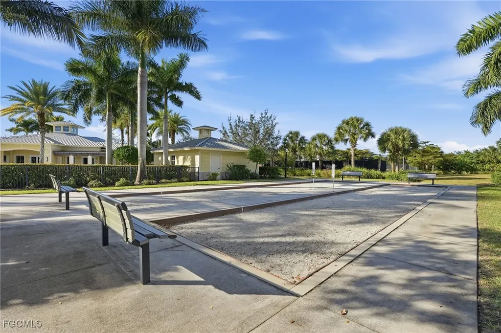 2662 Scarlet Way Naples FL 34120