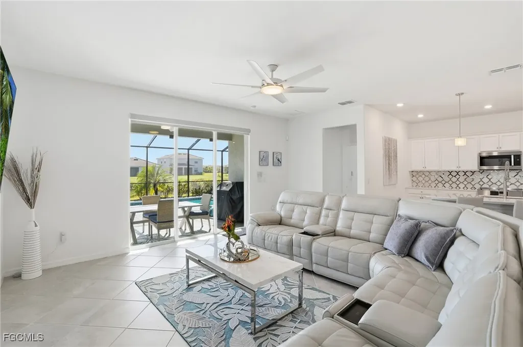 2662 Scarlet Way Naples FL 34120