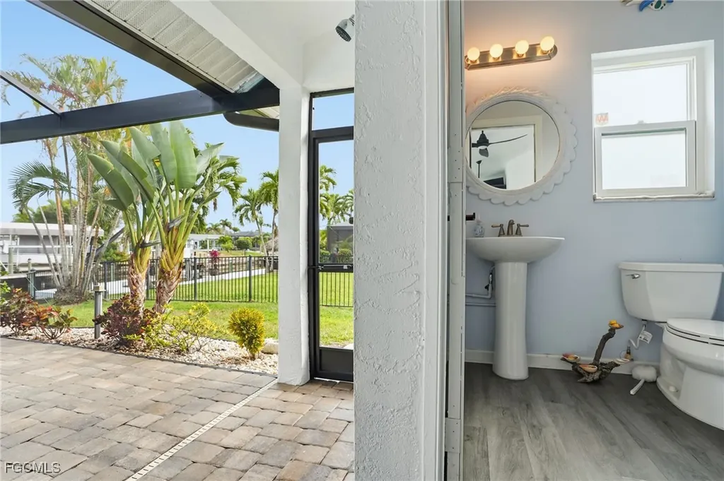 5311 Del Monte Court Cape Coral FL 33904