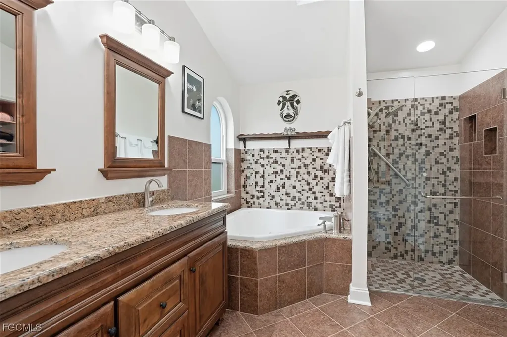 5311 Del Monte Court Cape Coral FL 33904