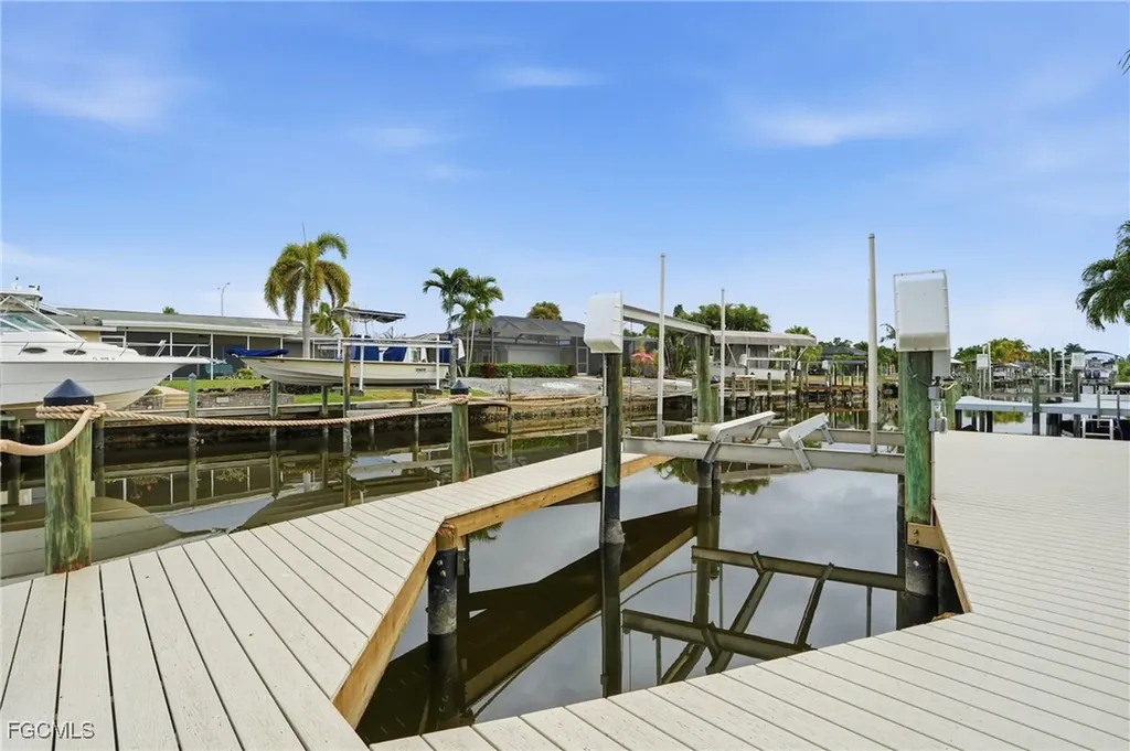 5311 Del Monte Court Cape Coral FL 33904