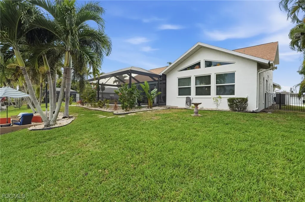 5311 Del Monte Court Cape Coral FL 33904