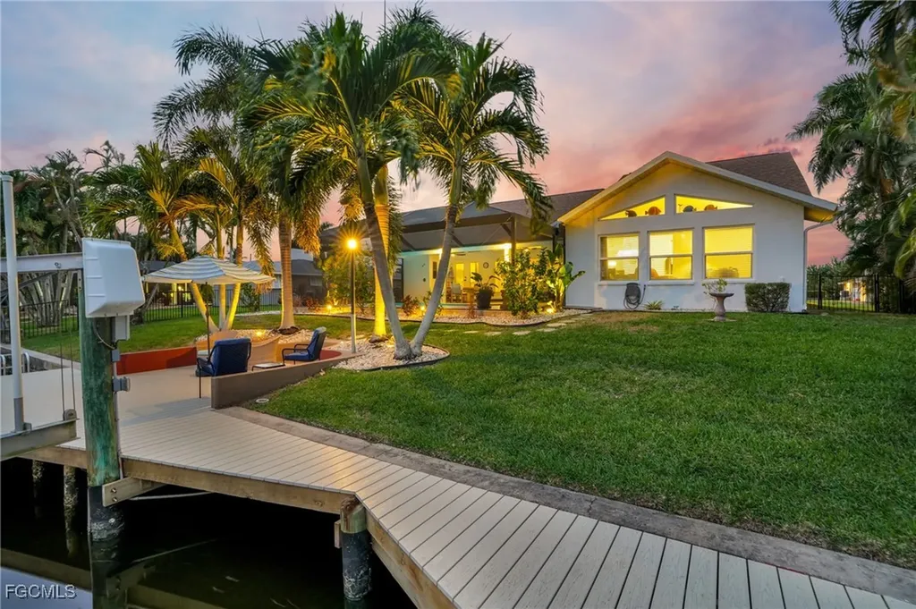 5311 Del Monte Court Cape Coral FL 33904