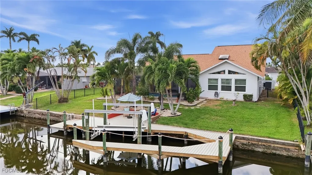 5311 Del Monte Court Cape Coral FL 33904
