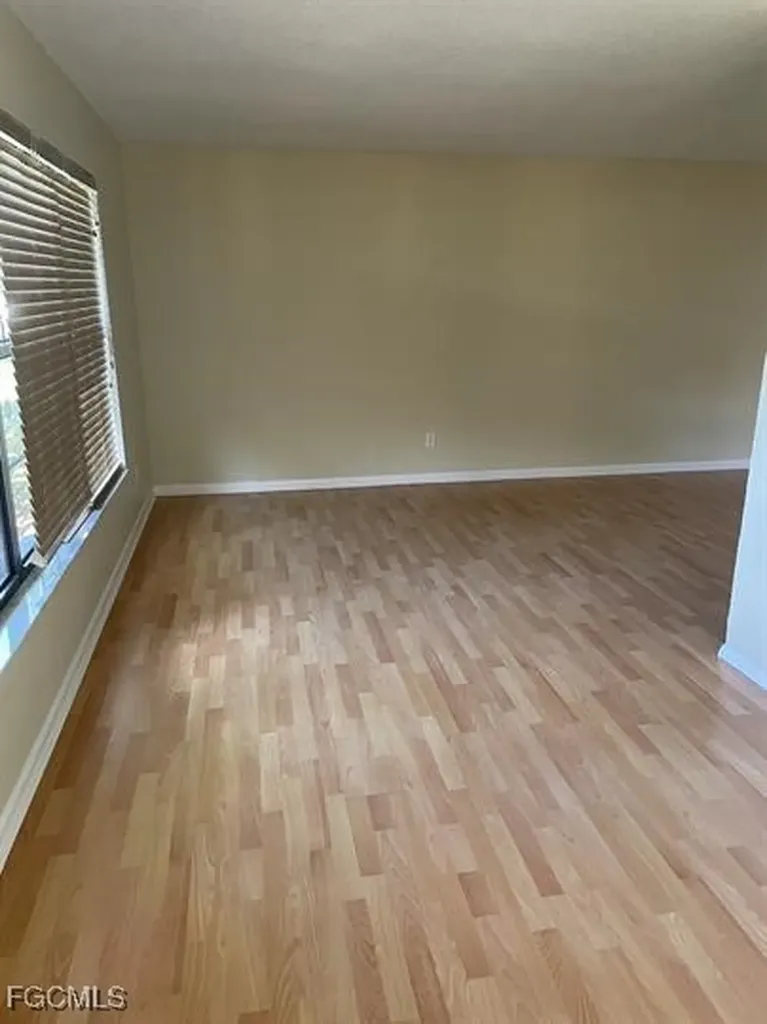 1723 SE Van Loon Terrace Cape Coral FL 33990