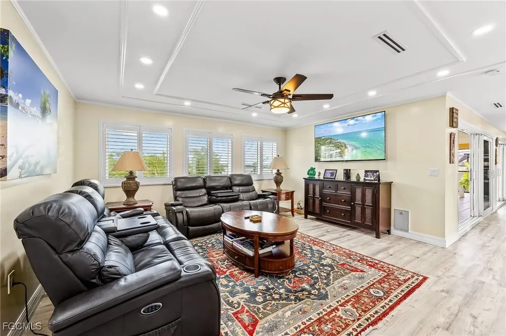 21520/522 Indian Bayou Drive Fort Myers Beach FL 33931