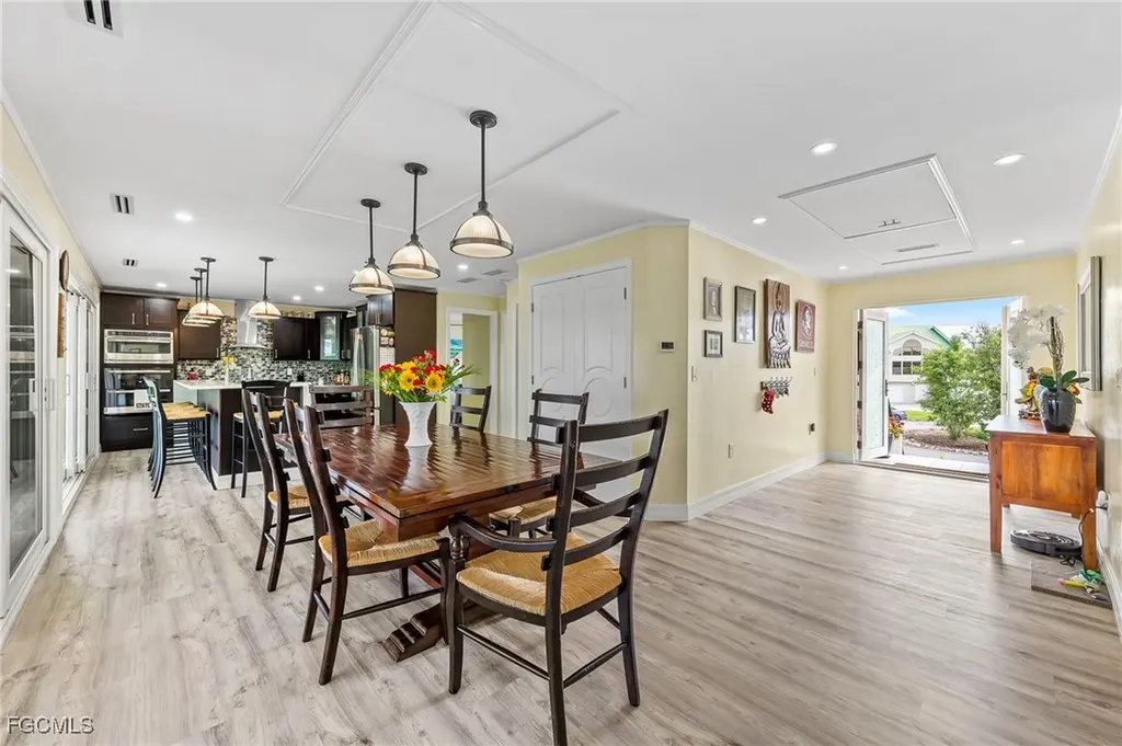21520/522 Indian Bayou Drive Fort Myers Beach FL 33931
