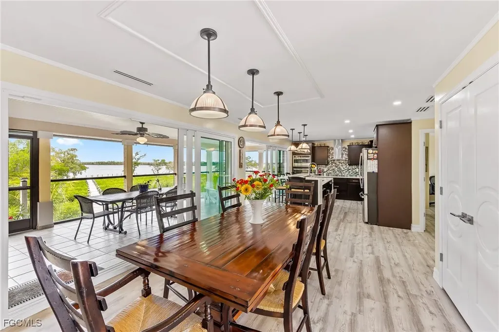 21520/522 Indian Bayou Drive Fort Myers Beach FL 33931