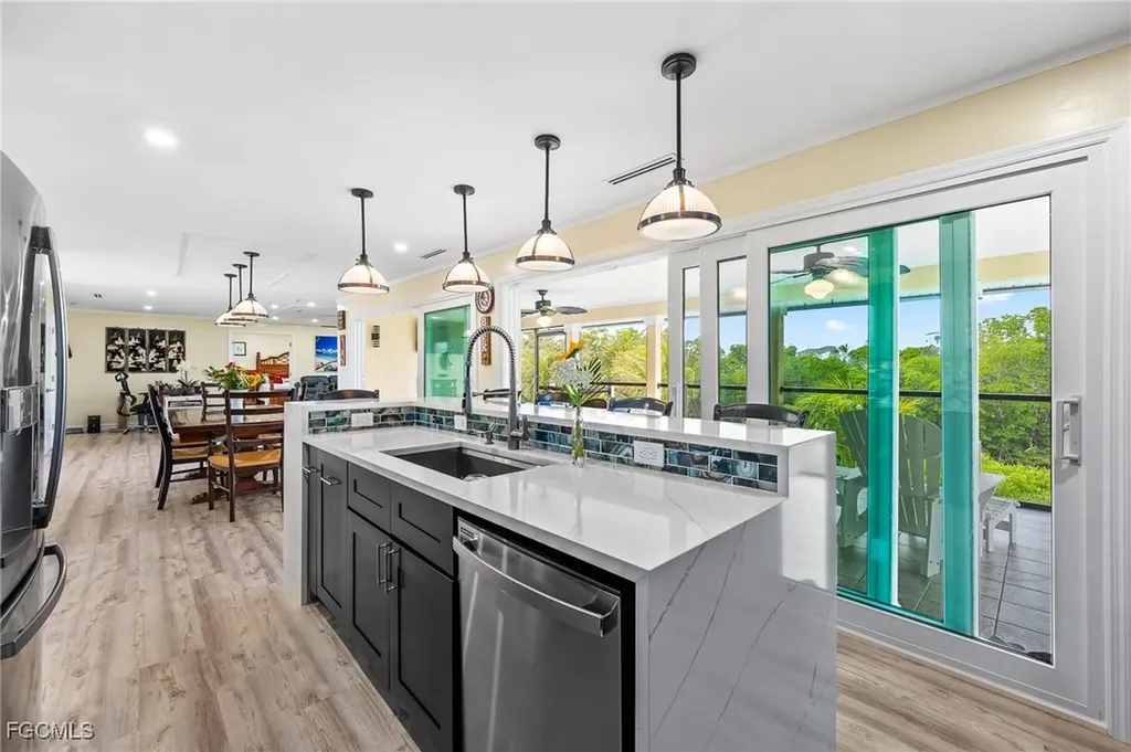 21520/522 Indian Bayou Drive Fort Myers Beach FL 33931