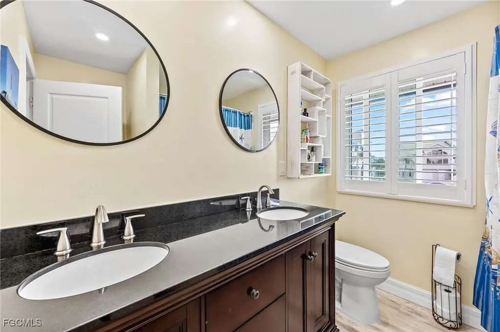 21520/522 Indian Bayou Drive Fort Myers Beach FL 33931