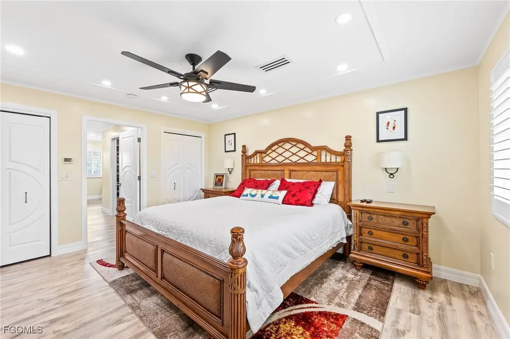 21520/522 Indian Bayou Drive Fort Myers Beach FL 33931