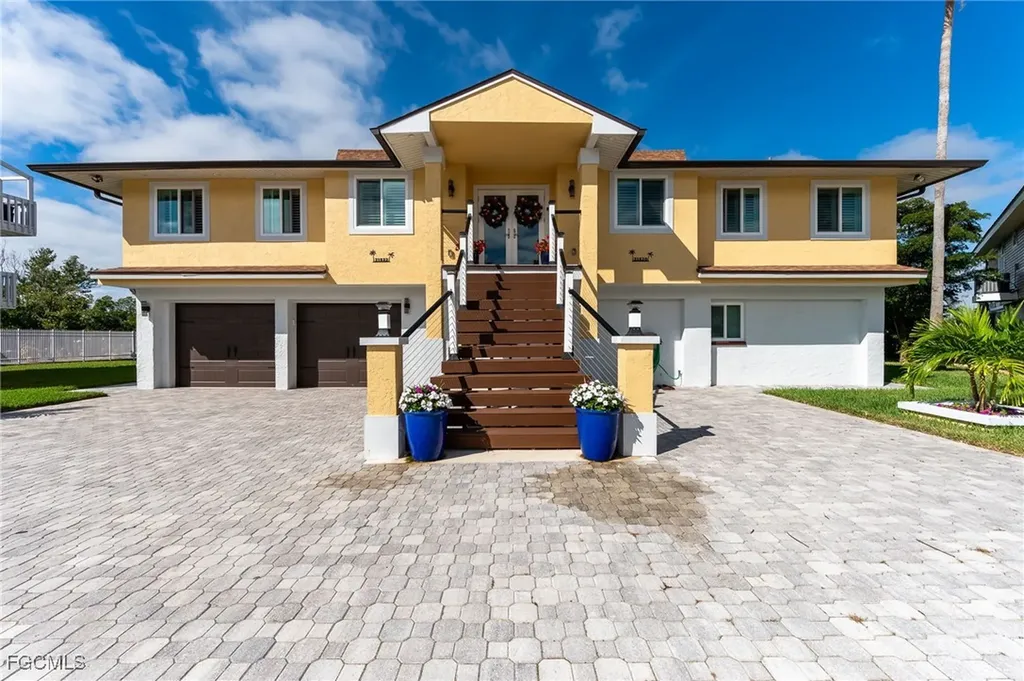 21520/522 Indian Bayou Drive Fort Myers Beach FL 33931