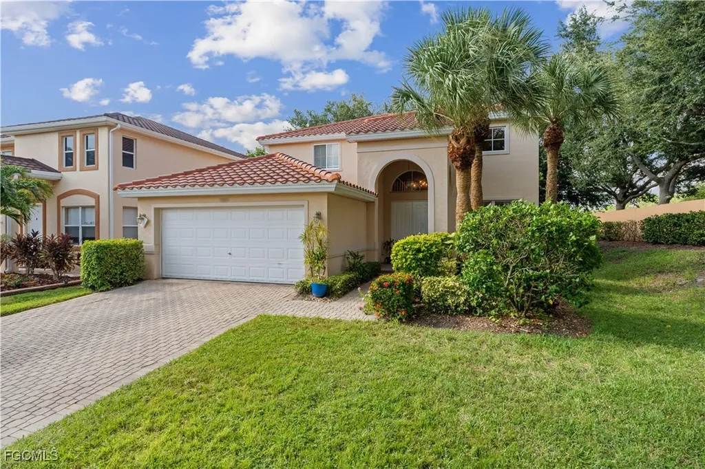9475 Silver Pine Loop Fort Myers FL 33967