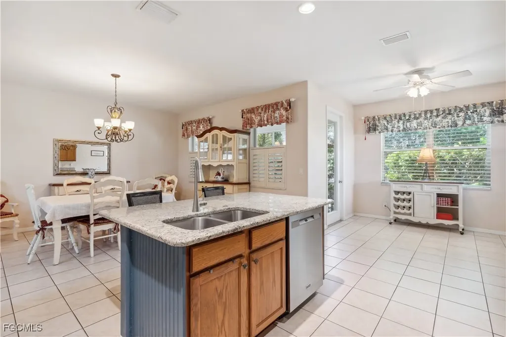 9475 Silver Pine Loop Fort Myers FL 33967