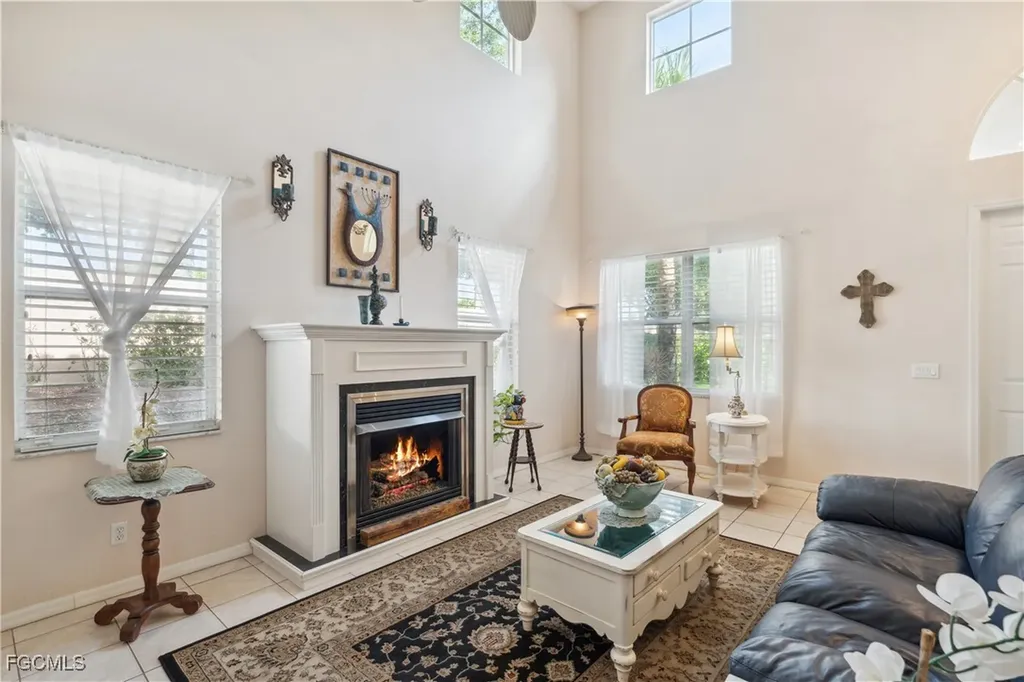 9475 Silver Pine Loop Fort Myers FL 33967