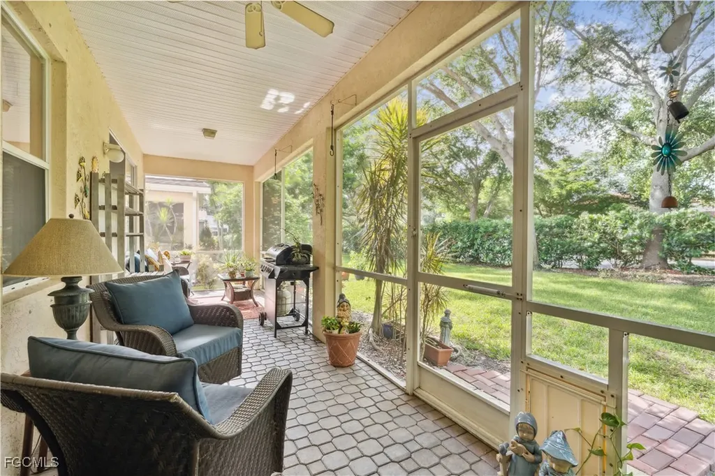 9475 Silver Pine Loop Fort Myers FL 33967