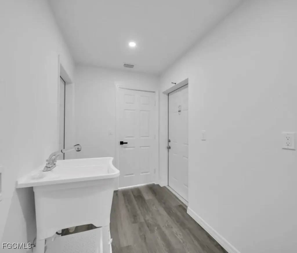 382 Mcarthur Boulevard Lehigh Acres FL 33974